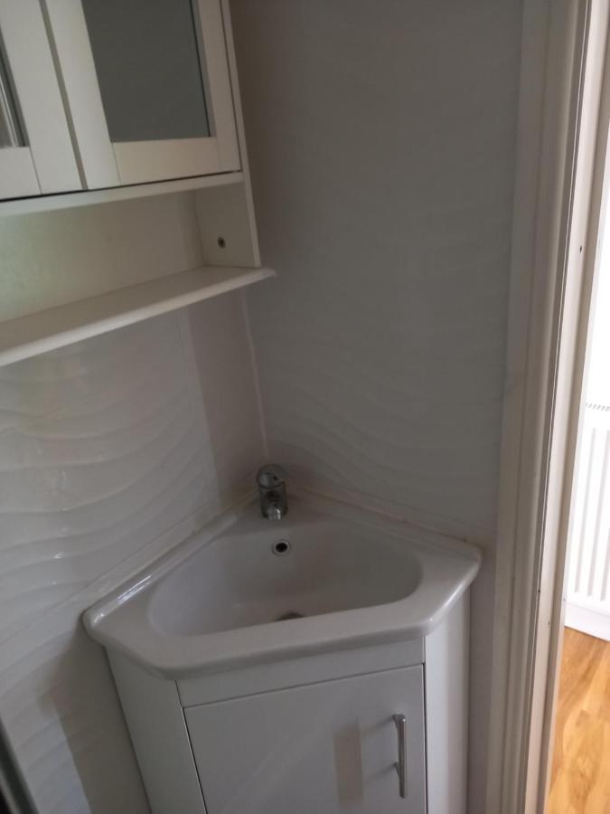 Larchmont Stay Side En Suite With Small Double Bed Λέστερ Εξωτερικό φωτογραφία